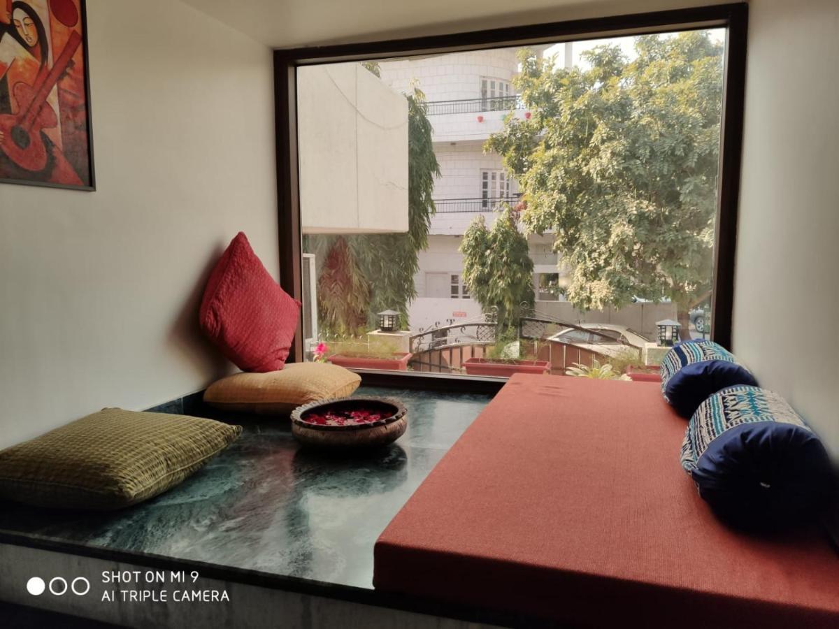 Bed and Breakfast The Neem Neu-Delhi Exterior foto