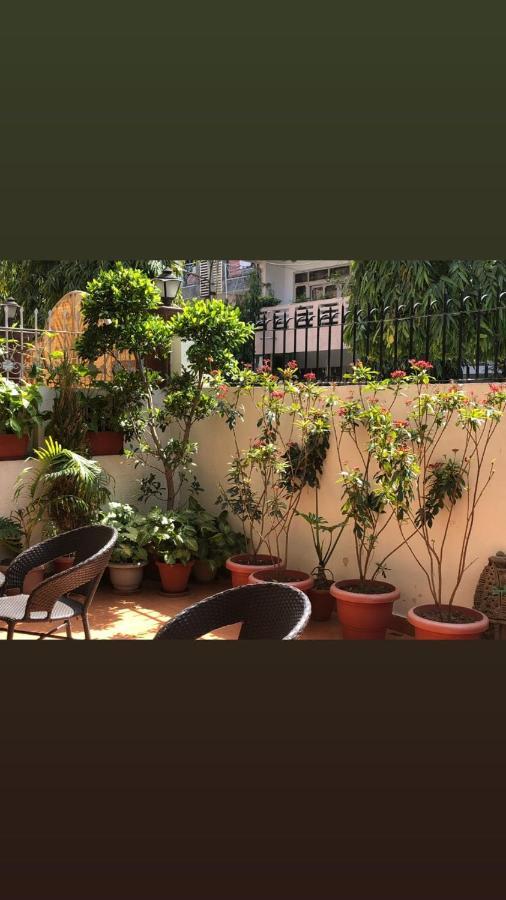 Bed and Breakfast The Neem Neu-Delhi Exterior foto