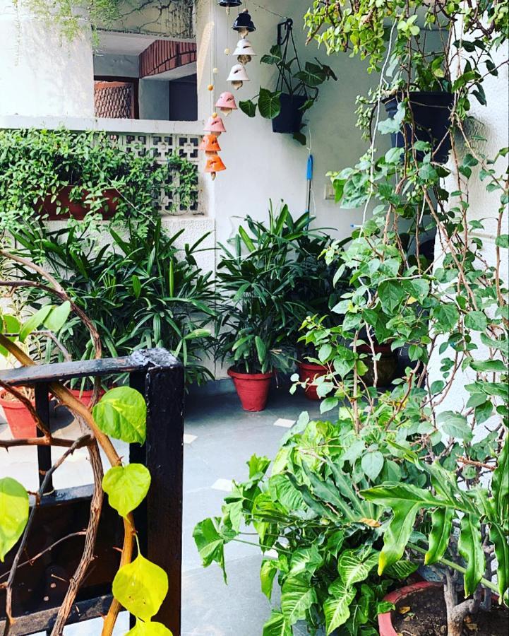 Bed and Breakfast The Neem Neu-Delhi Exterior foto